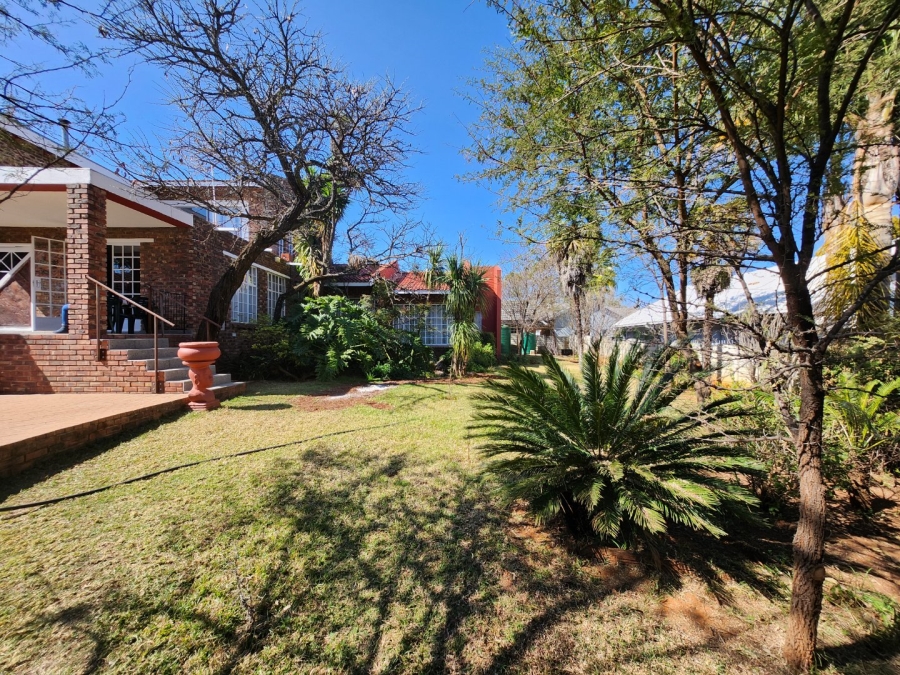 4 Bedroom Property for Sale in Wilkoppies North West